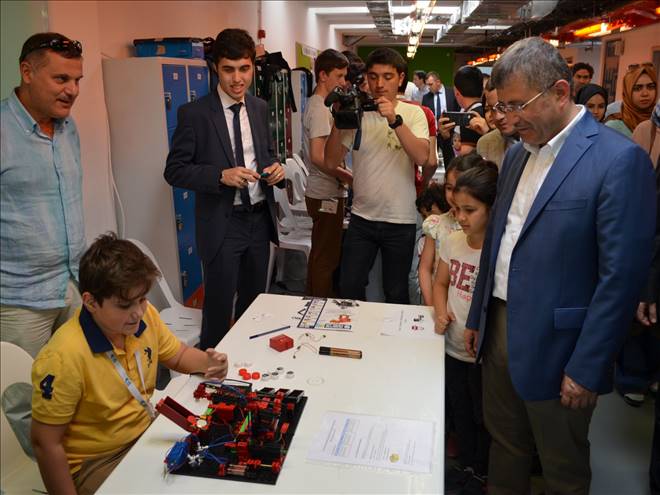 Sumocu Robotlar Üsküdar`da Yarıştı