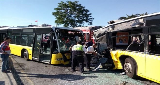 Kadıköy´de Metrobüs Kazası ; 29 Yaralı