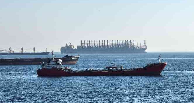 Dünyanın En Büyük Enerji Gemisi İstanbul