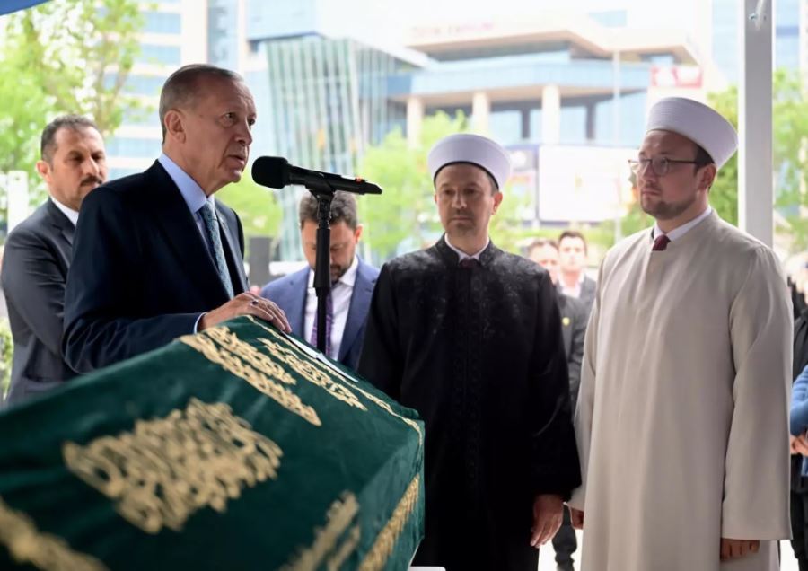 Cumhurbaşkanı Erdoğan, Engin Ardıç’ın Cenaze Törenine Katıldı