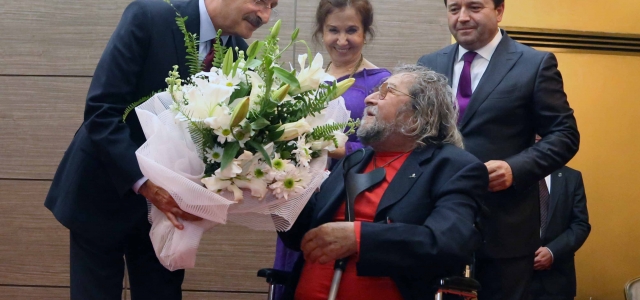Fikret Otyam 89 yaşına Kılıçdaroğlu?yla merhaba dedi 