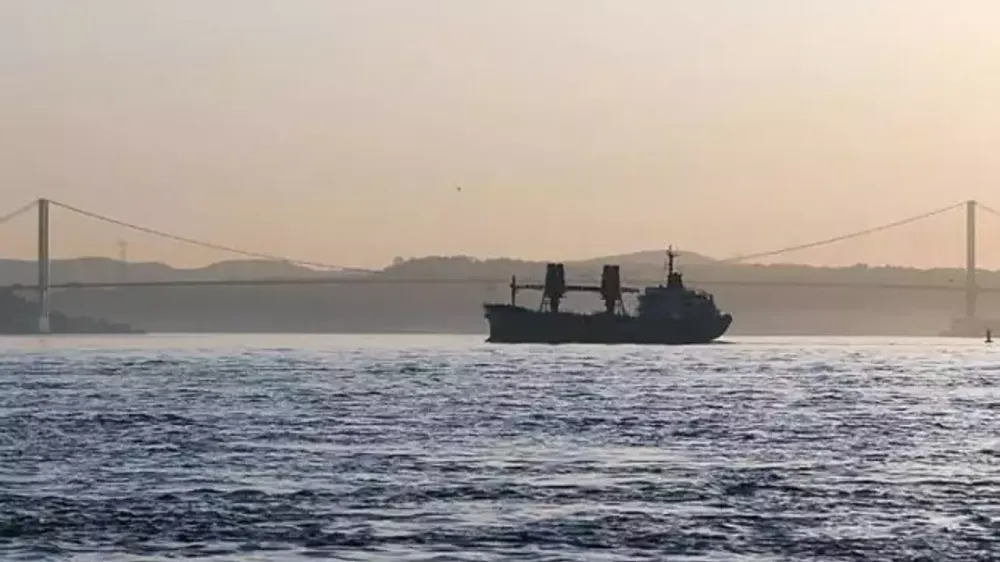 İstanbul Boğazı gemi trafiğine kapatıldı