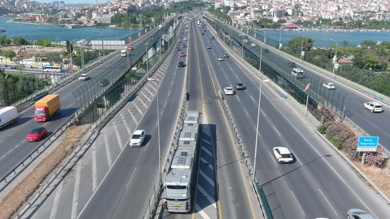  Haliç Köprüsü